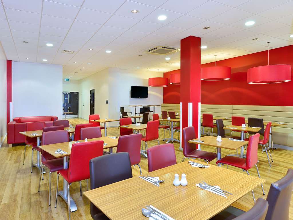 Travelodge Aberdeen Central Justice Mill Ресторан фото